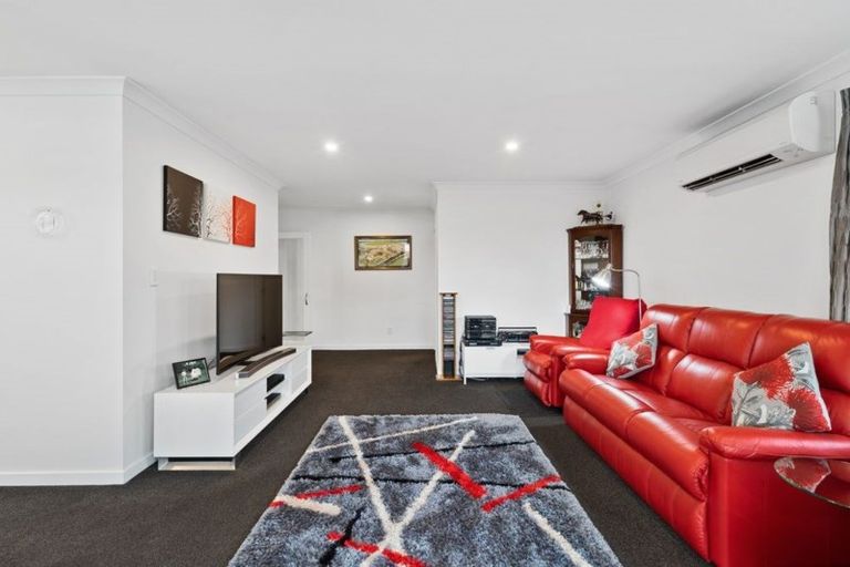 Photo of property in 14 Navy Loop, Rolleston, 7614