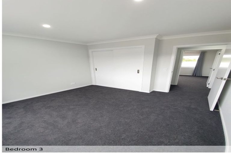 Photo of property in 6 Tieke Lane, Kenepuru, Porirua, 5022