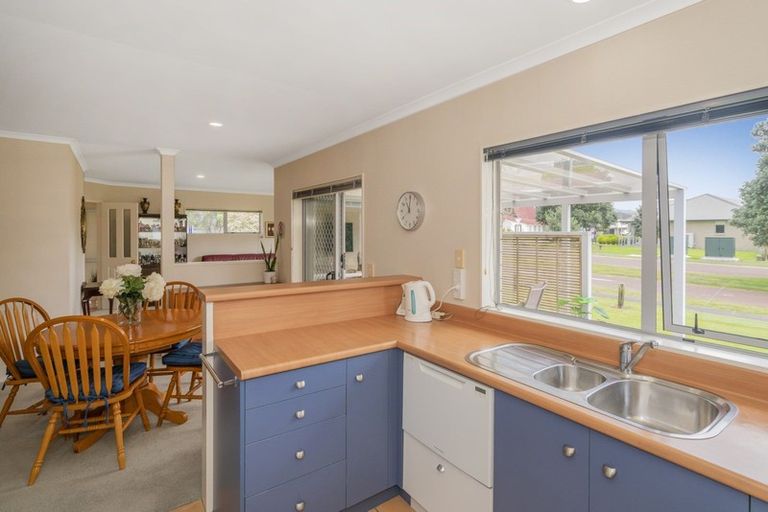 Photo of property in 49 Jubilee Drive, Pauanui, Hikuai, 3579