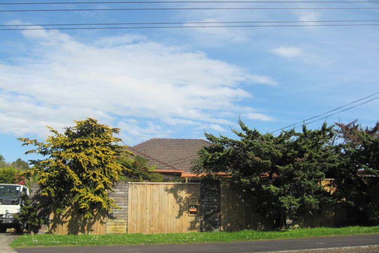Photo of property in 120 Glenpark Avenue, Frankleigh Park, New Plymouth, 4310