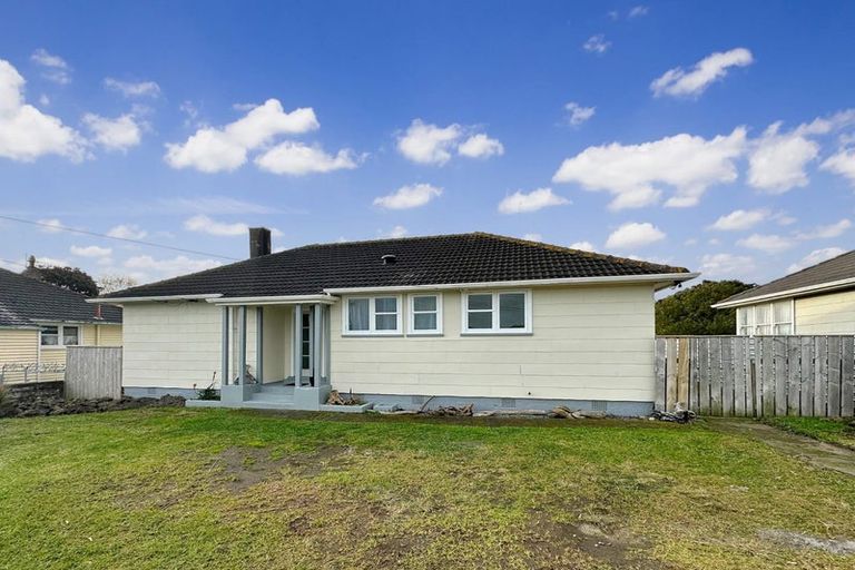 Photo of property in 32 Akatea Street, Gonville, Whanganui, 4501