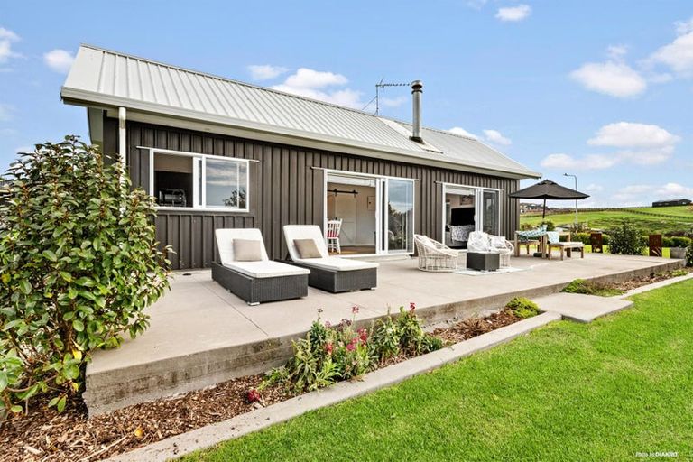 Photo of property in 12 Allan Road, Awhitu, Waiuku, 2684