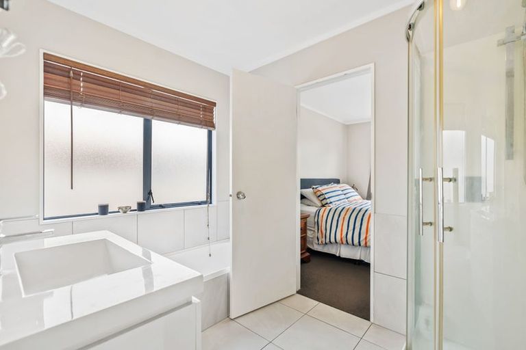 Photo of property in 111 Discovery Drive, Flagstaff, Hamilton, 3210