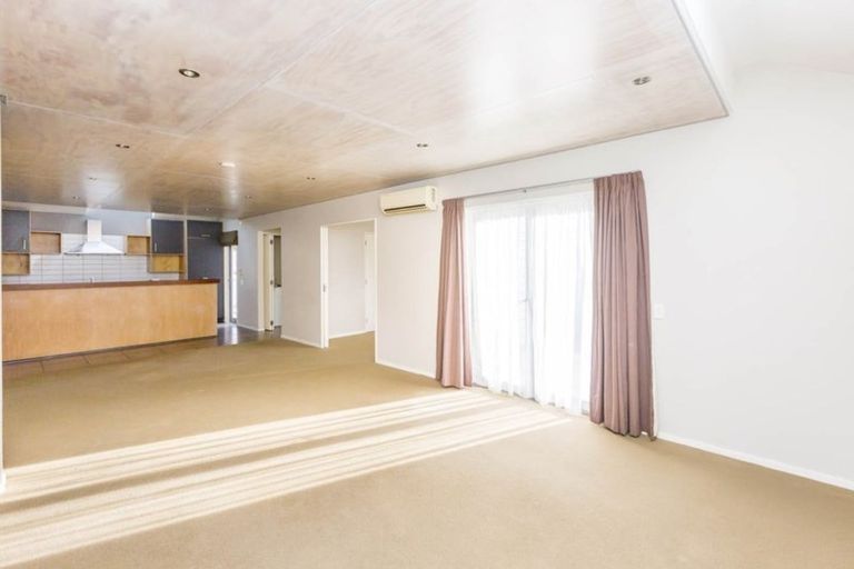 Photo of property in 869b High Street, Boulcott, Lower Hutt, 5011