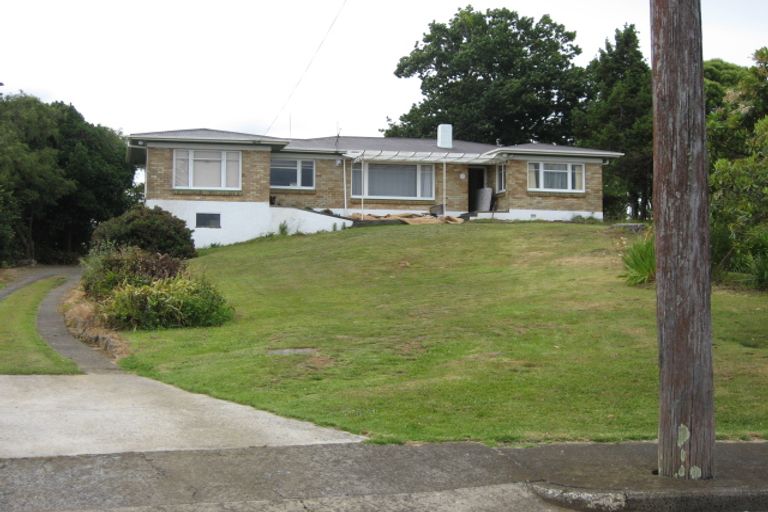 Photo of property in 13 Grierson Place, Pukekohe, 2120