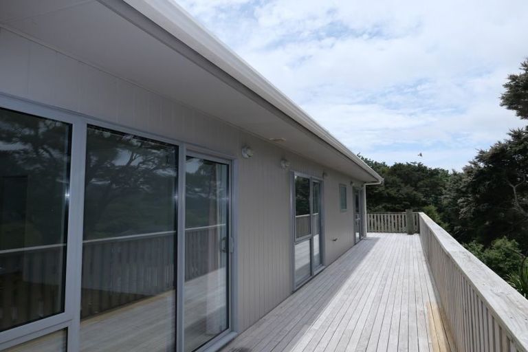 Photo of property in 17 Charlotte Way, Raumati South, Paraparaumu, 5032