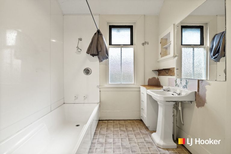 Photo of property in 34 Elm Row, Dunedin Central, Dunedin, 9016