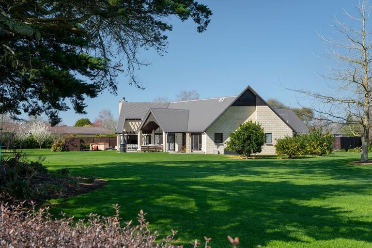 Photo of property in 12 Westvale Lane, Te Kowhai, Hamilton, 3288