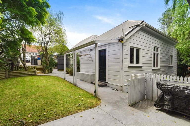 Photo of property in 5 Napier Street, Belleknowes, Dunedin, 9011