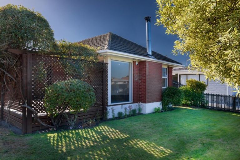 Photo of property in 33 Chartwell Street, Burwood, Christchurch, 8083