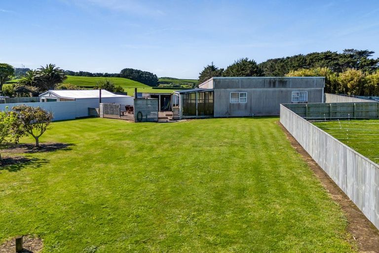 Photo of property in 6 Kawei Road, Ohawe, Hawera, 4671