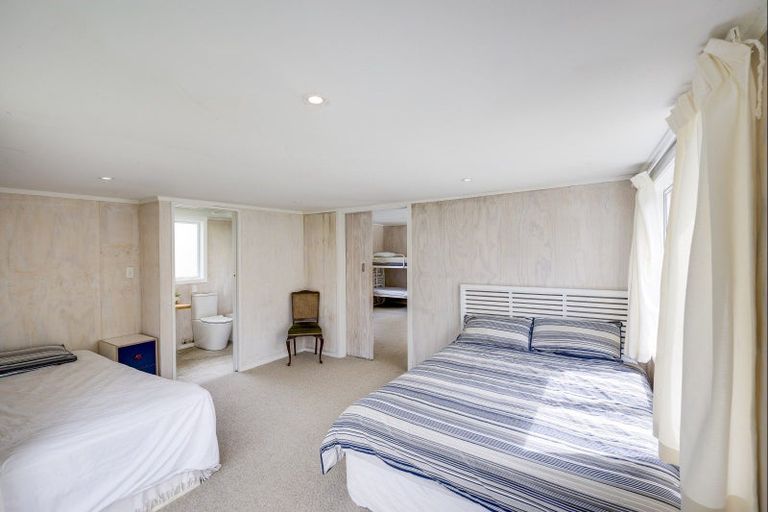 Photo of property in 106 Tiakitai Road, Waimarama, Havelock North, 4294