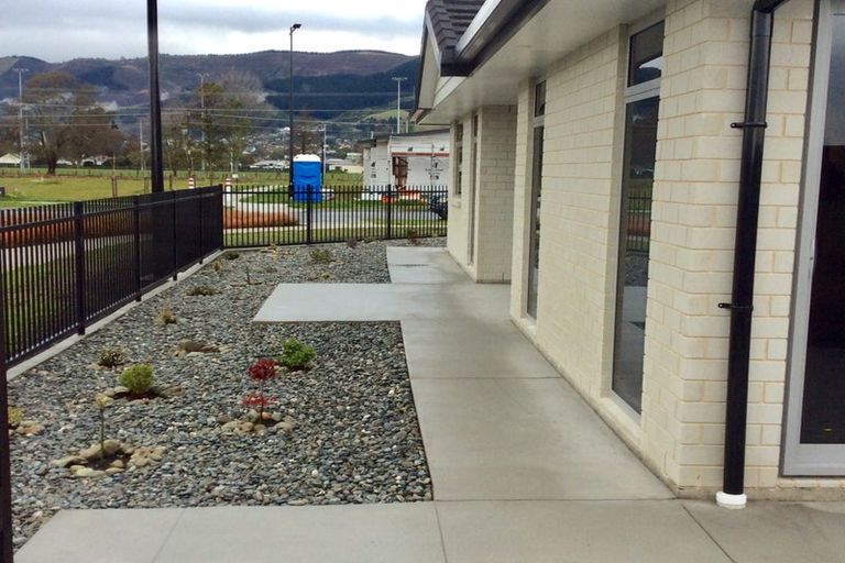 Photo of property in 2 Eton Street, Richmond, 7020