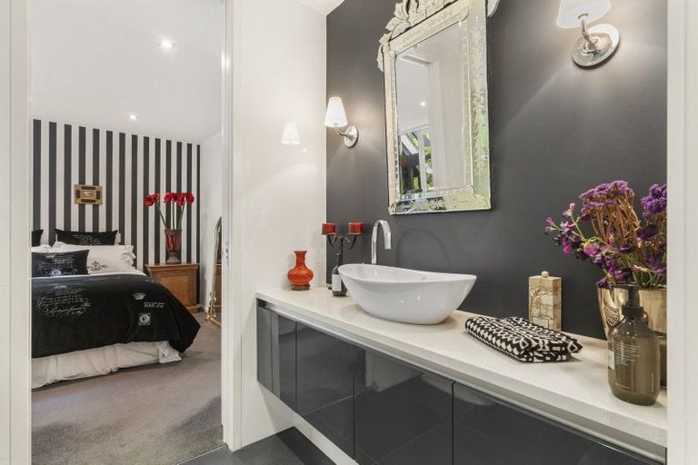 Photo of property in 66 Victoria Avenue, Remuera, Auckland, 1050