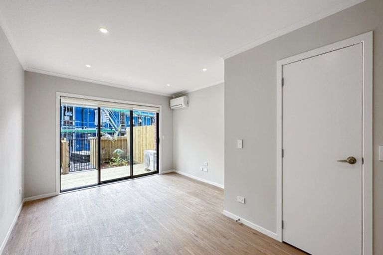 Photo of property in 43/125b Metcalfe Road, Ranui, Auckland, 0612