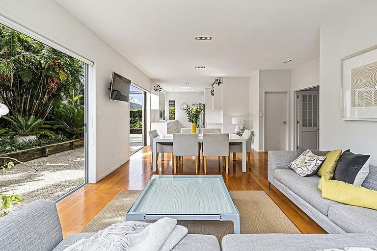 Photo of property in 1/20 Killarney Street, Takapuna, Auckland, 0622