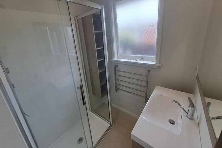 Photo of property in 29 Rosedale Place, Avonhead, Christchurch, 8042