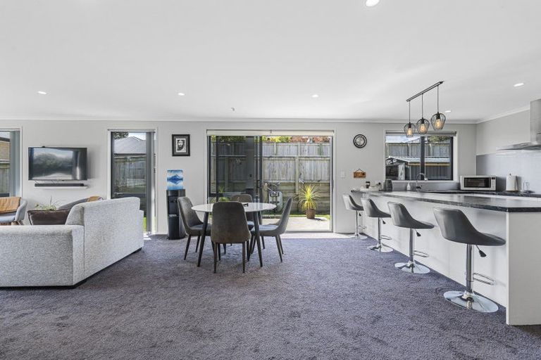 Photo of property in 12 Manakohi Street, Spotswood, New Plymouth, 4310