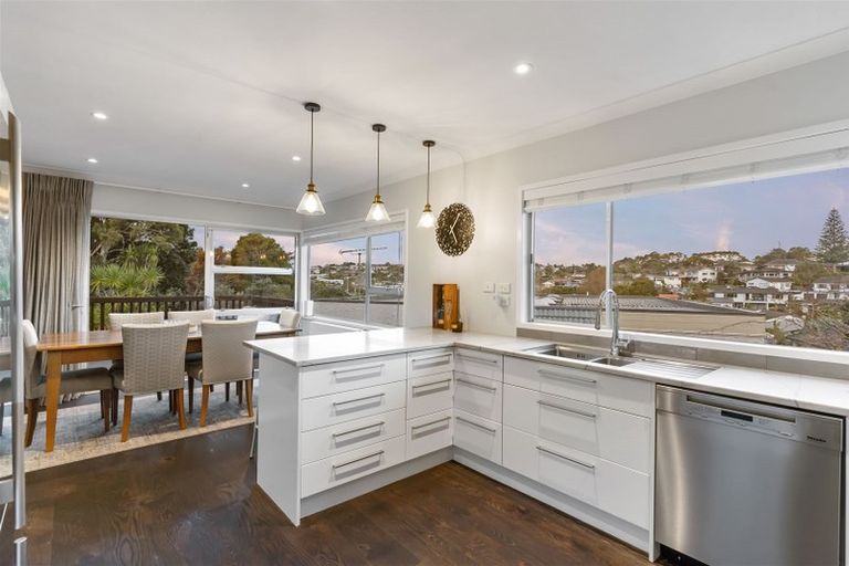 Photo of property in 57 Maxwelton Drive, Mairangi Bay, Auckland, 0630