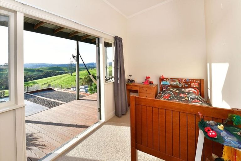 Photo of property in 245 Anderson Road, Helensville, 0875