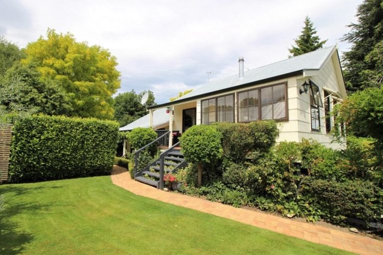 Photo of property in 6 Matau Street, Clyde, 9330