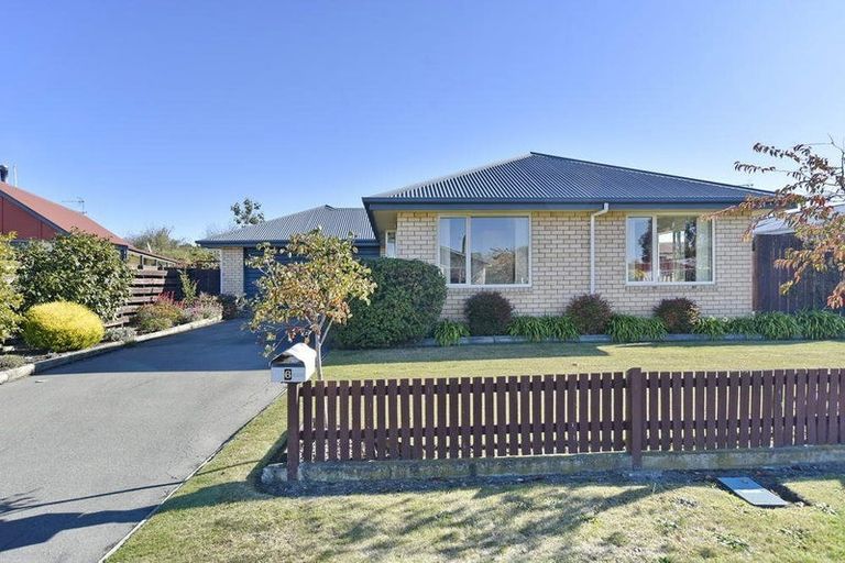Photo of property in 6 Seadown Crescent, Amberley, 7410