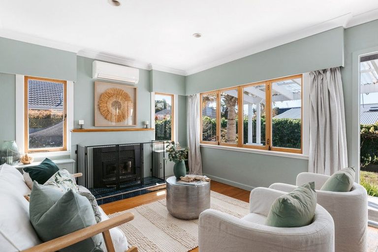 Photo of property in 77 Ngatai Road, Otumoetai, Tauranga, 3110