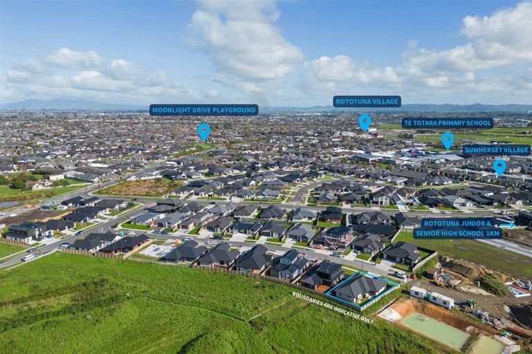 Photo of property in 18 Kimbolton Street, Rototuna North, Hamilton, 3210