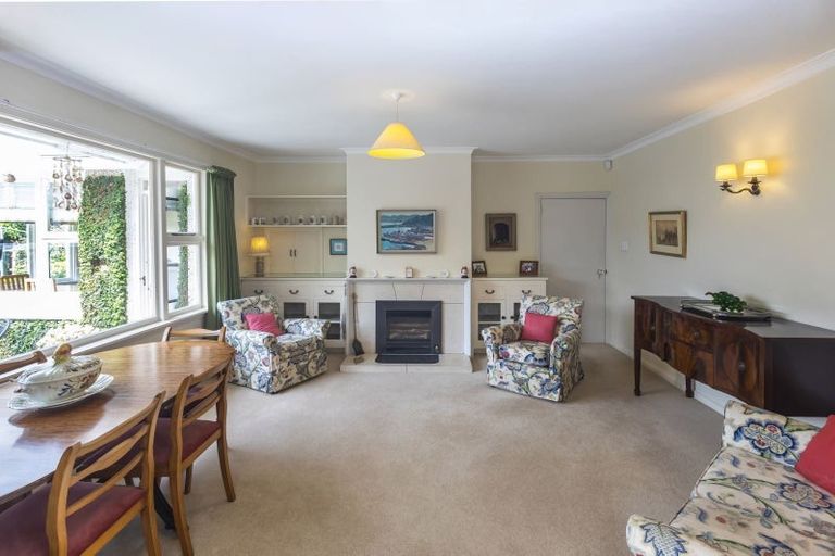 Photo of property in 44 Memorial Avenue, Ilam, Christchurch, 8053