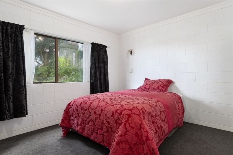 Photo of property in 22 Sunny Bay Road, Matua, Tauranga, 3110