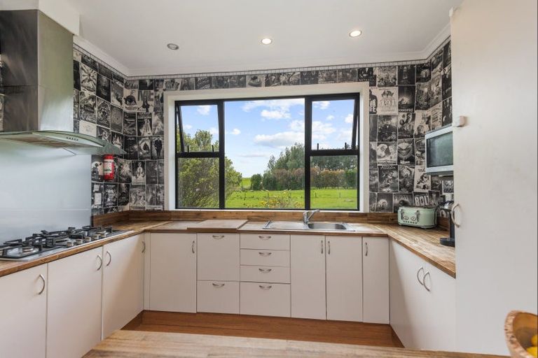 Photo of property in 1247 Tennent Drive, Linton, Palmerston North, 4472