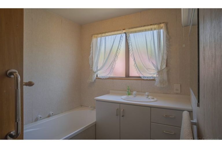 Photo of property in 1/3 Sealy Street, Highfield, Timaru, 7910