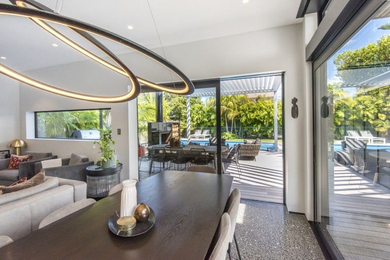 Photo of property in 11 Cheltenham Road, Devonport, Auckland, 0624