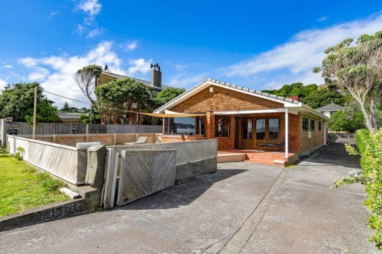 Photo of property in 56 The Parade, Paekakariki, 5034