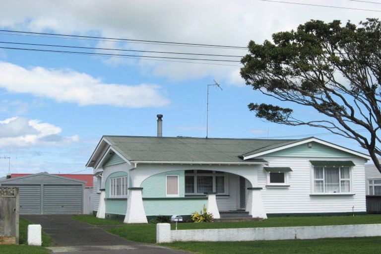 Photo of property in 3 Duigan Street, Gonville, Whanganui, 4501