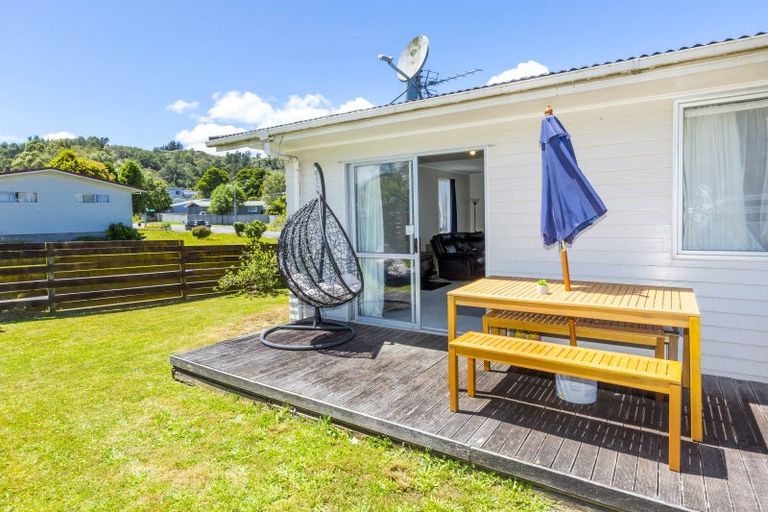 Photo of property in 83 Norana Road, Timberlea, Upper Hutt, 5018