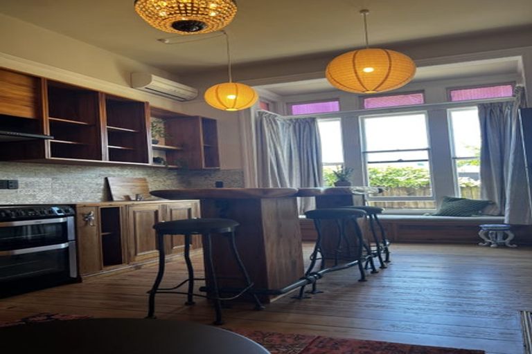 Photo of property in 1/141 Somerfield Street, Somerfield, Christchurch, 8024