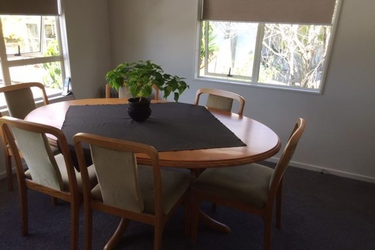 Photo of property in 5 Tern Place, Unsworth Heights, Auckland, 0632