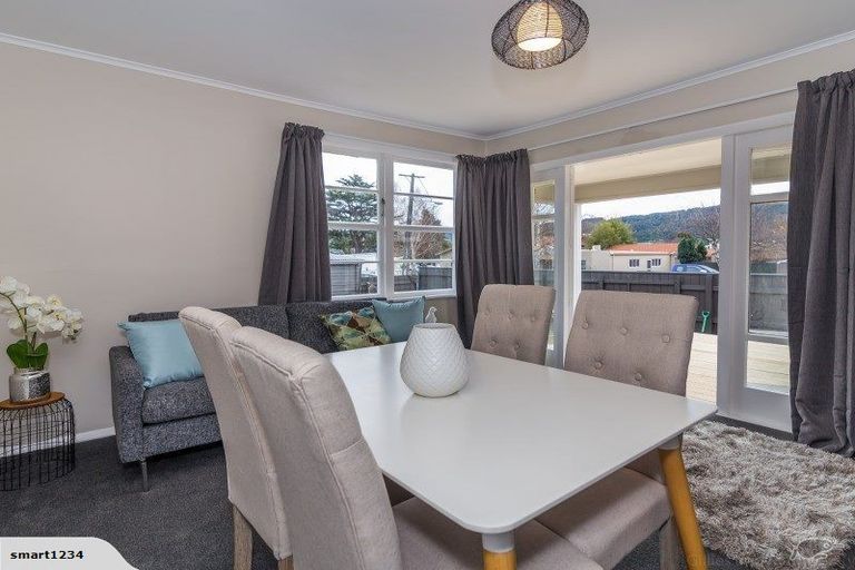 Photo of property in 15 Exchange Street, Ebdentown, Upper Hutt, 5018