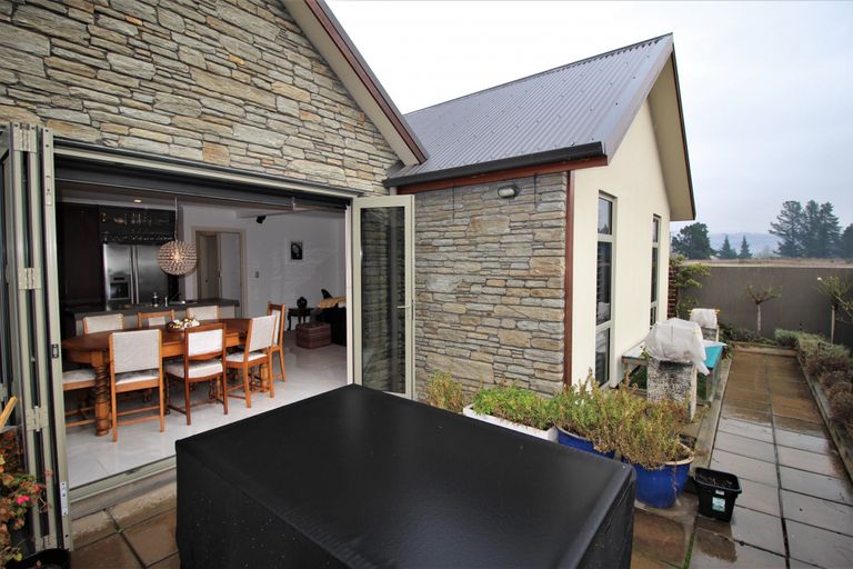 Photo of property in 33f Larch Crescent, Alexandra, 9320