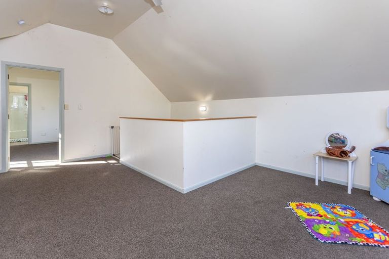 Photo of property in 27 Taurua Place, Coromandel, 3506