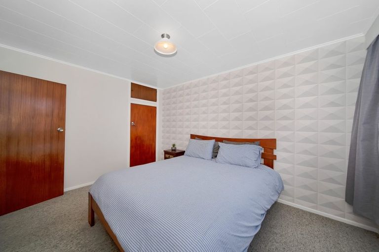 Photo of property in 28 Disraeli Street, Hawera, 4610