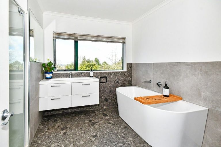 Photo of property in 471 Razorback Road, Pokeno, 2472