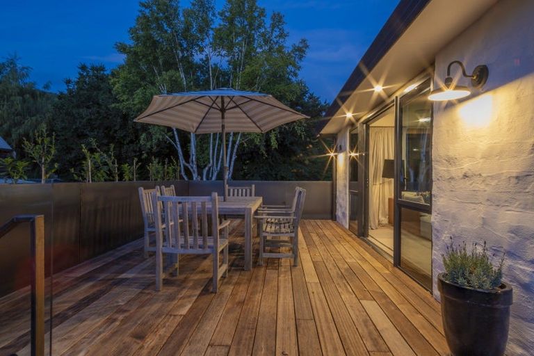 Photo of property in 2 Jenkins Place, Arrowtown, 9302