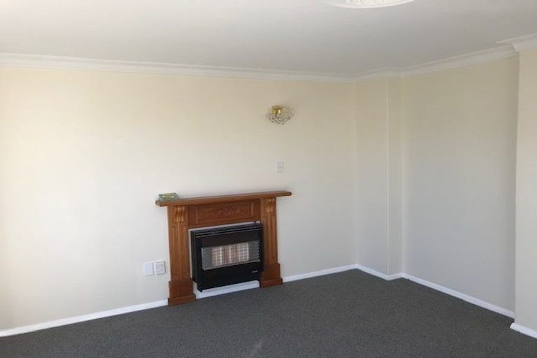 Photo of property in 27 Wai-iti Crescent, Woburn, Lower Hutt, 5010