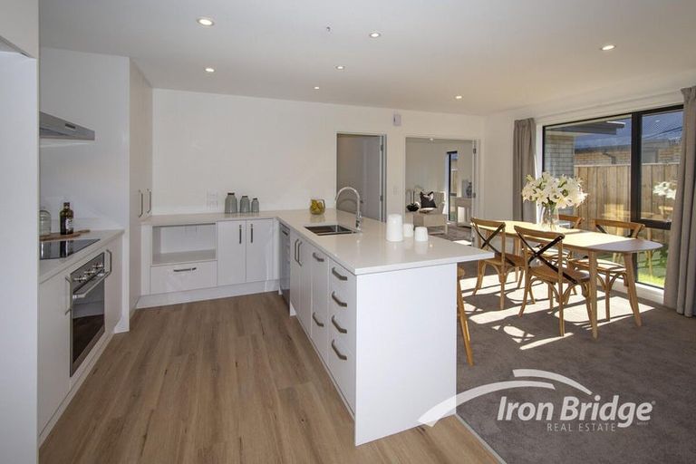 Photo of property in 37 Te Kanawa Lane, Rolleston, 7615