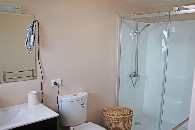 Photo of property in 36 Till Street, South Hill, Oamaru, 9400