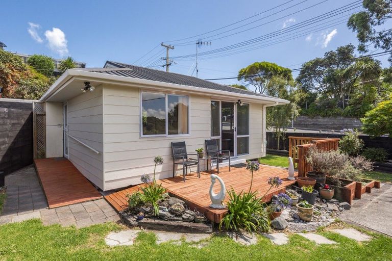 Photo of property in 64 Poplar Avenue, Raumati South, Paraparaumu, 5032