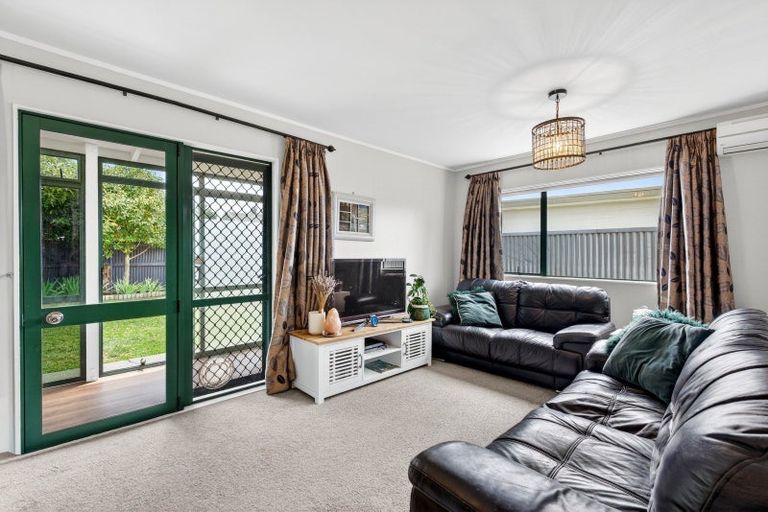 Photo of property in 804 Lyell Street, Akina, Hastings, 4122