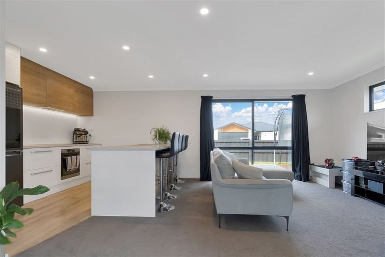 Photo of property in 10 Hapua Lane, Pegasus, 7612